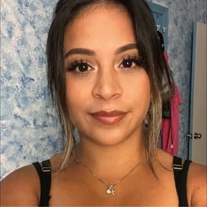 Meet your Posher, Alexandra